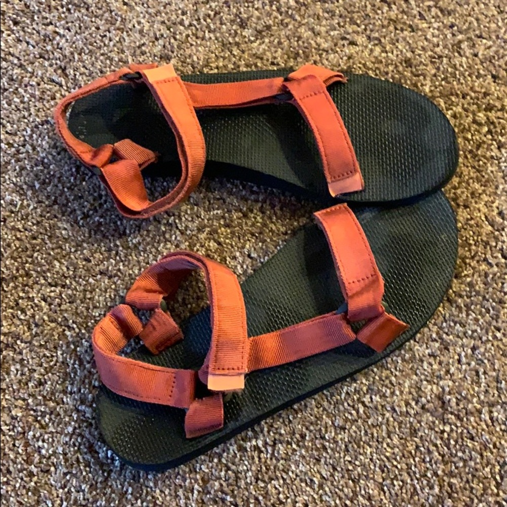 Men’s Teva Sandals